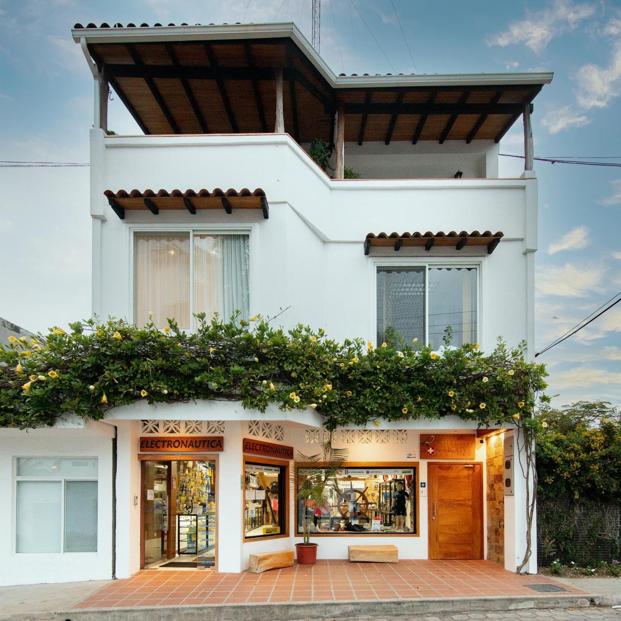 Hotel Cucuve Puerto Ayora  Luaran gambar