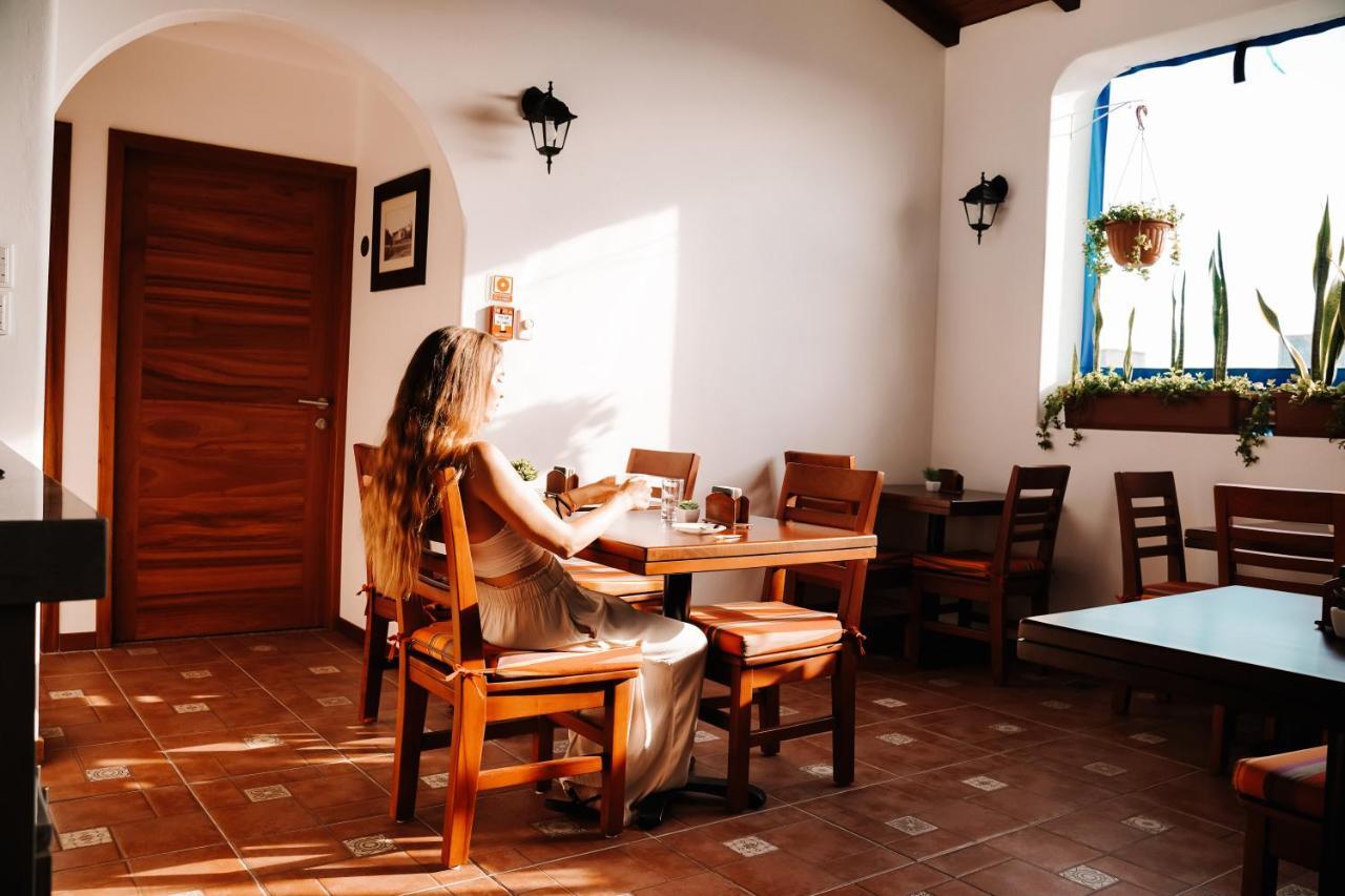 Hotel Cucuve Puerto Ayora  Luaran gambar
